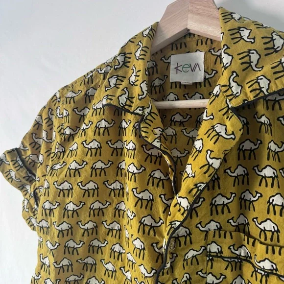 Keva Camel Print Pajama Set Women’s M Mustard Yellow Button Up Shorts - Picture 3 of 14
